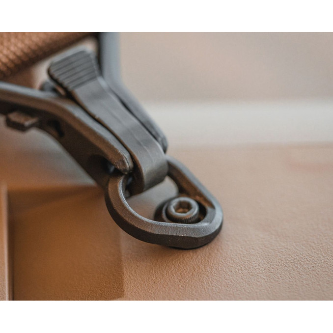 Антабка-адаптер для ременя Magpul QD Paraclip. Колір чорний