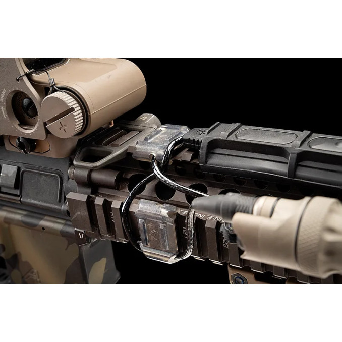 Органайзер для кабелей на Пикатинни Strike Industries