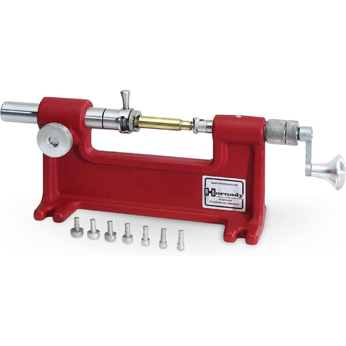 Набор Hornady Cam-Lock Case Trimmer для обрезки гильз (с набором пилотов); пилоты: .22 cal; 6mm; .270 cal; 7mm; .30 cal; .38 cal; и .45 cal.