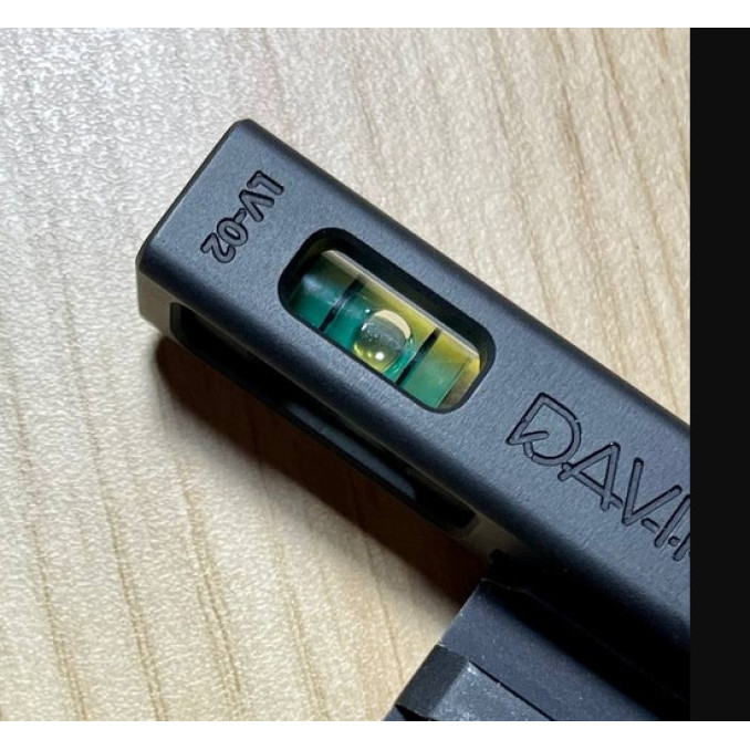 LV-02 Уровень для планки Пикатинни с выносом DAVIKA