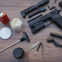 Чистка зброї